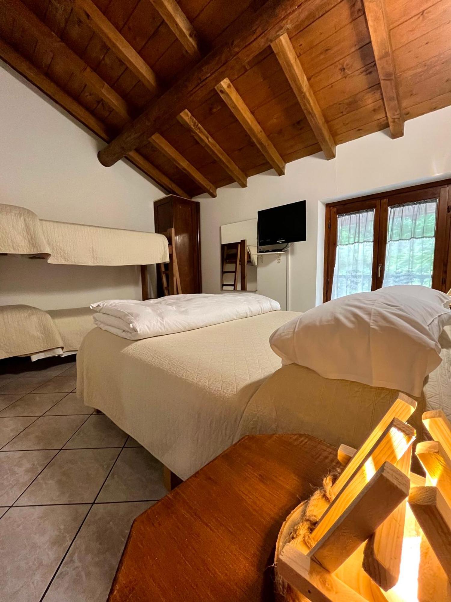 Agriturismo La Vecchia Chioderia Grandola ed Uniti Luaran gambar
