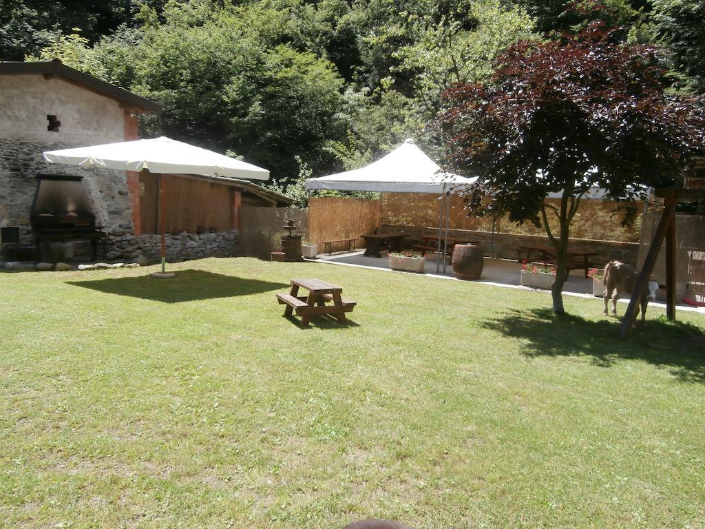 Agriturismo La Vecchia Chioderia Grandola ed Uniti Luaran gambar